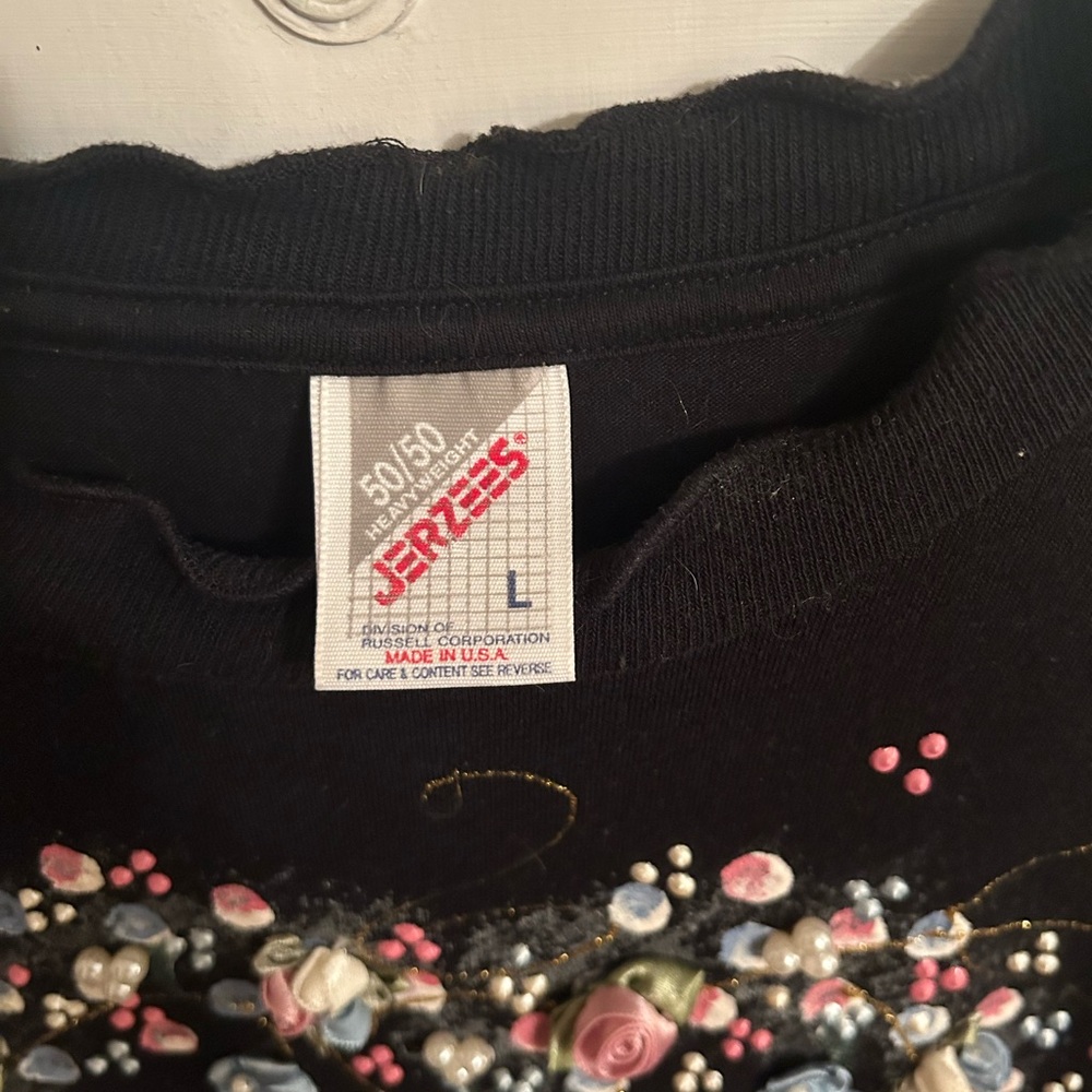 Black Top with Heart and Floral Embellishments - Picture 4 of 4
